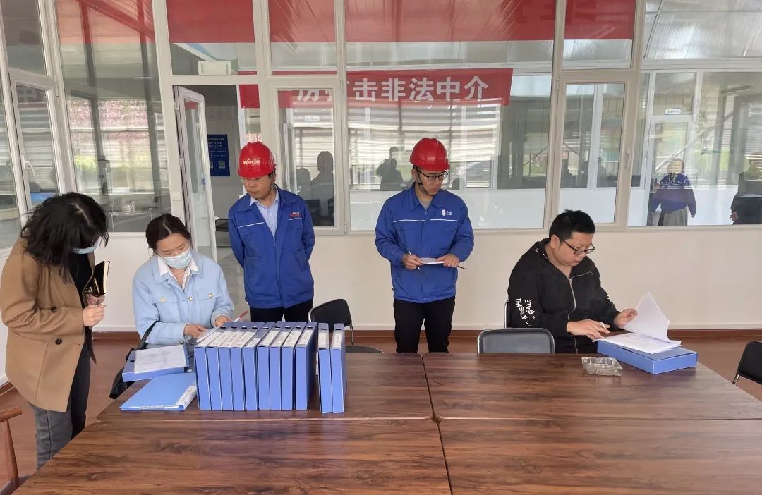 1715583552637190.jpg 636f668cb74075b1f8f9d7de2538f8bd.jpg