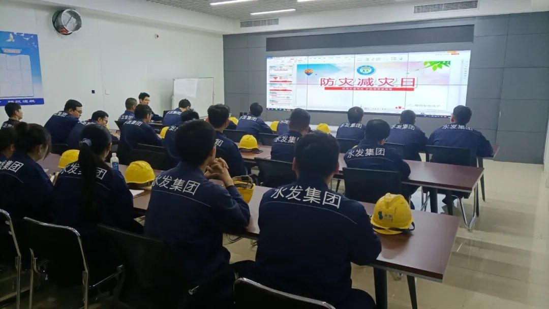 1715586727974549.jpg 8f598587bfab56888b1398a333b22d1c.jpg