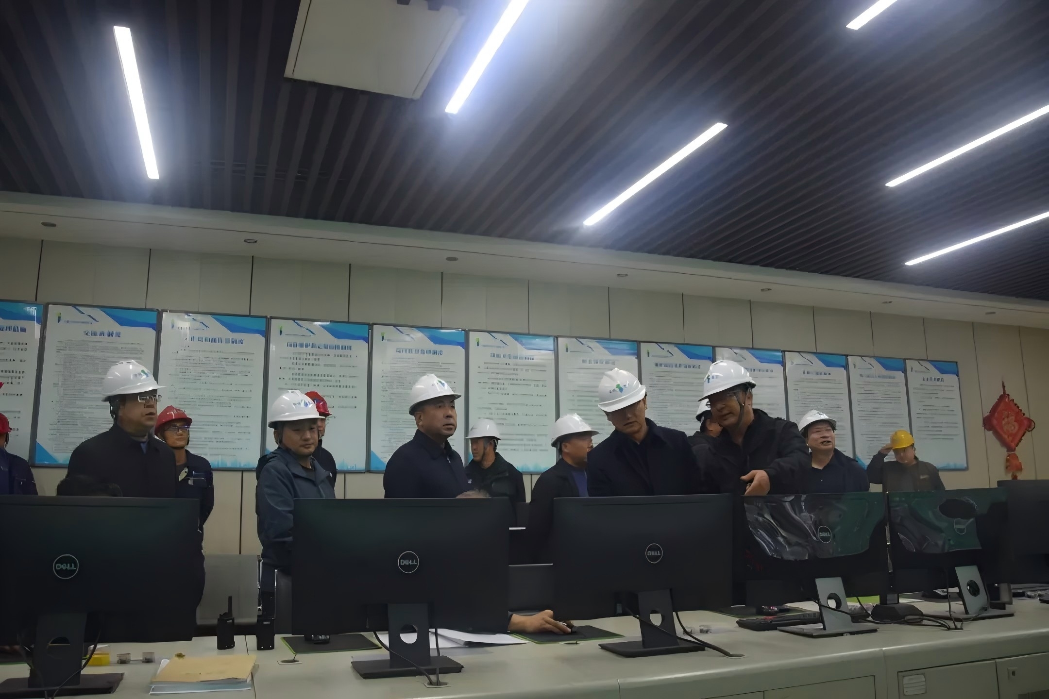 1732869189831967.jpg 640 (1).jpg