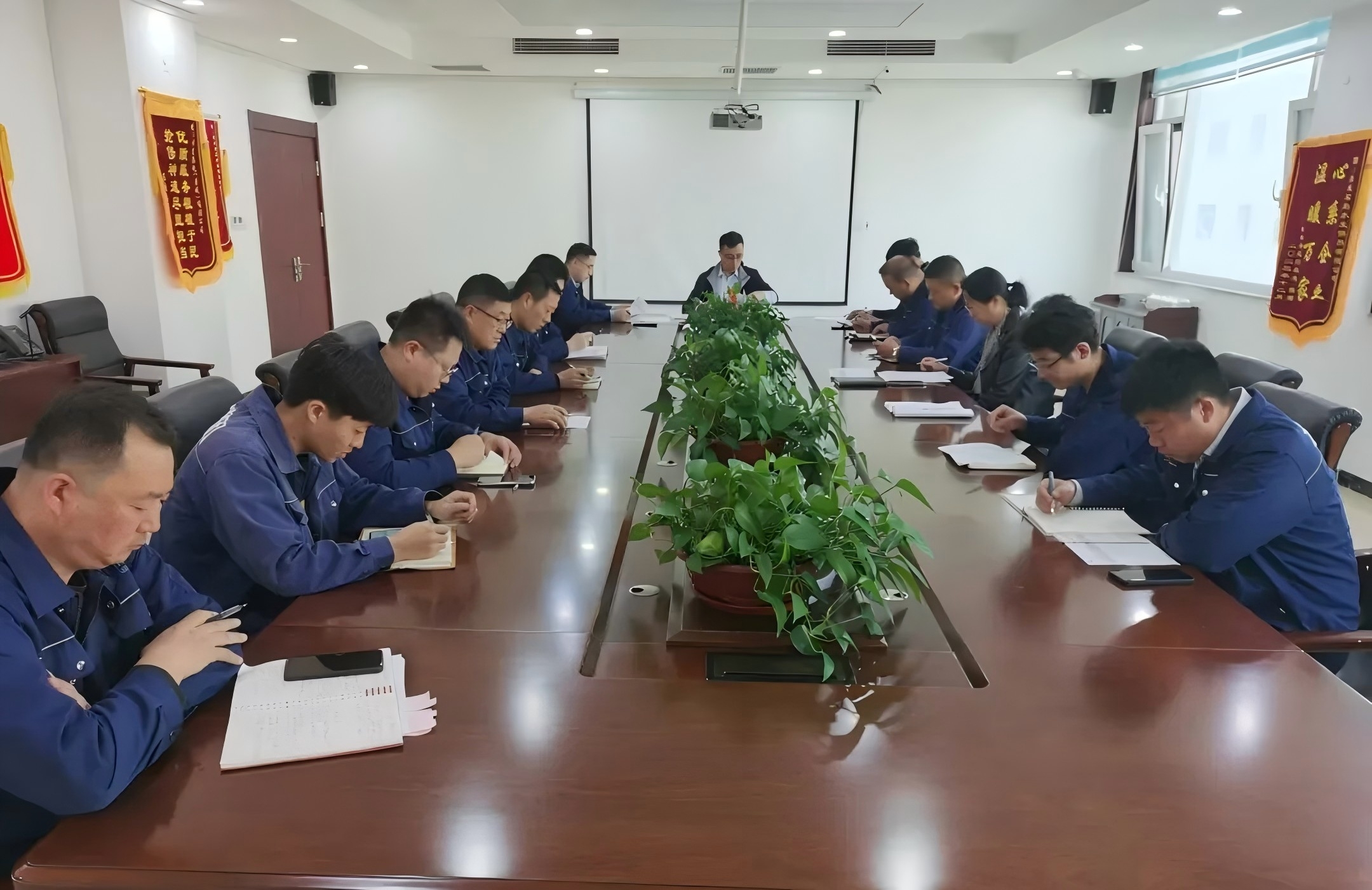 1733708997964256.jpg 640.jpg